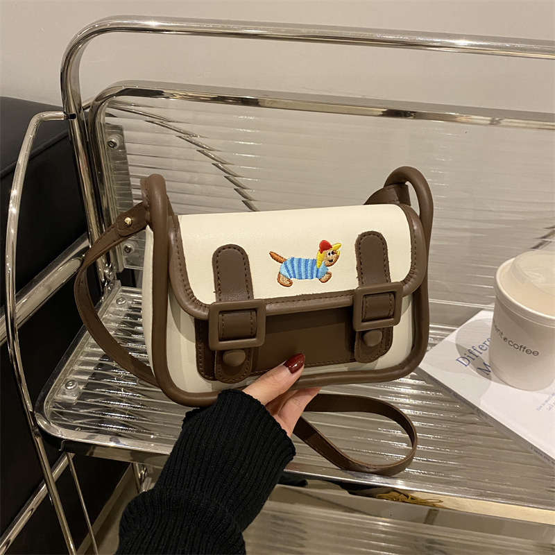 Free Delivery Designer Bag Winter Popular Sausage Dog Small For Women 2025 New Trendy And Versatile Crossbody Cambridge Mailman Luxury Bag