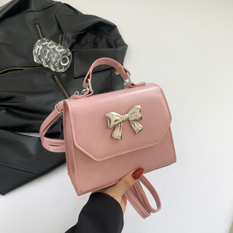 Free Delivery Designer Bag Women's 2025 New Solid Color Texture Fashionable Flip Shoulder Crossbody Winter Stylish Hand Held Small Square Luxury 