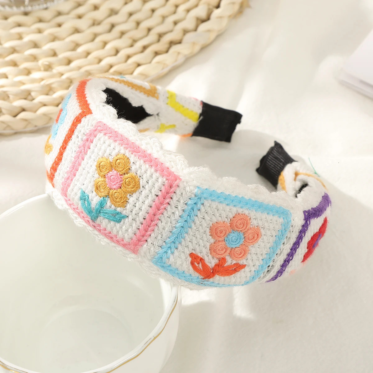 AWAYTR Patchwork Knitted Floral Hair Band Women Plastic Bezel Girls Hair Hoop Thin Edge Headband Hair Accessories Hairband 250509
