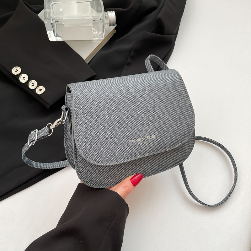 Cute And Minimalist Luxury Bag For Women 2025 New Trend Korean Version Saddle Texture Sen Series Crossbody Free Delivery Designer Bag Small Versatile 