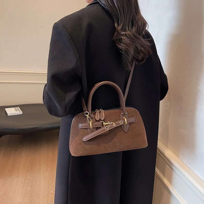 Matte Retro Bag For Women, Large Capacity 2024 New Autumn And Winter Casual Niche Design, Crossbody Work Small Handbag