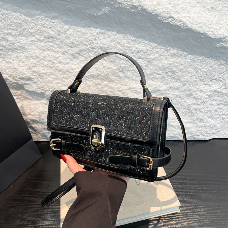 2025 Spring/summer New Women's Popular Versatile Instagram Crossbody Fashion Single Shoulder Small Square Bag With New Free Delivery Designer Lux