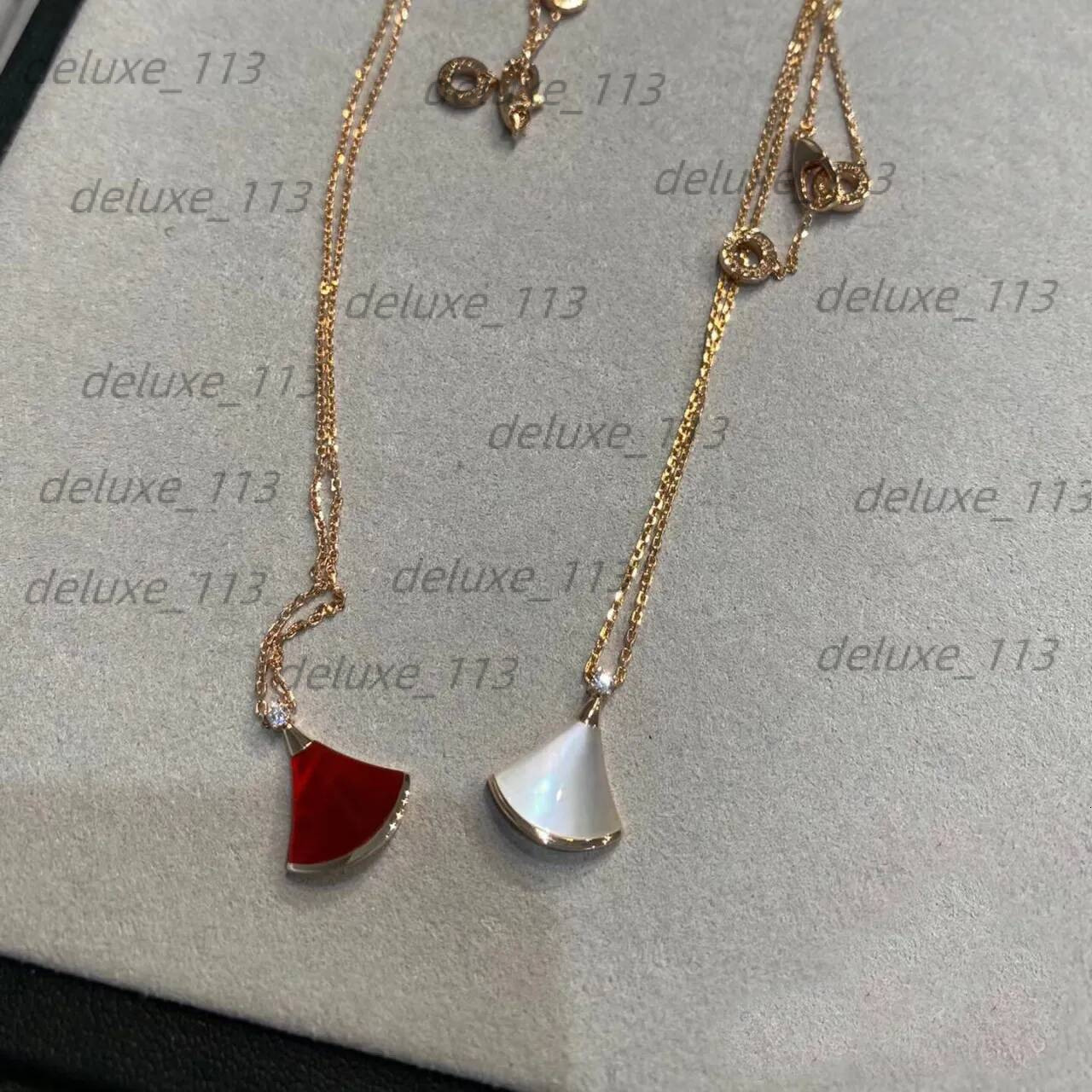 S Small Skirt Necklace For White Mother In Law Scalloped Rose Gold Pendant Collarbone Chain Designer Jewelry Women