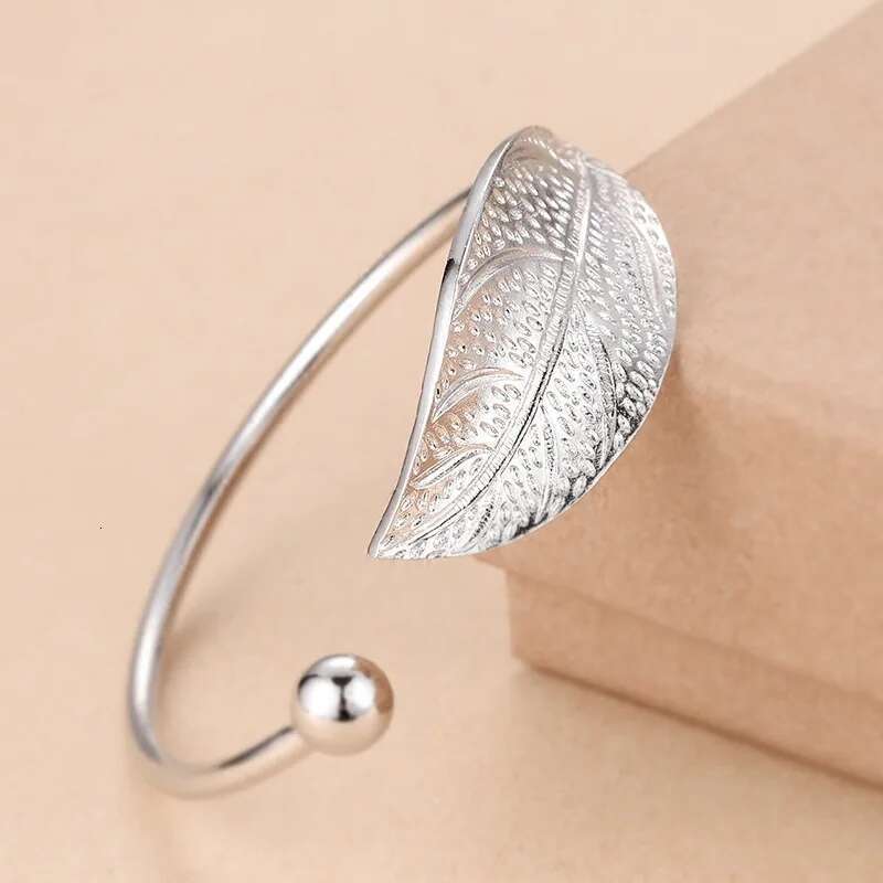 Fashion Sterling Sier Woman Cuff Bracelet Open Leaf Shaped Adjustable Charm Bangle Bracelets Party Jewelry Gifts