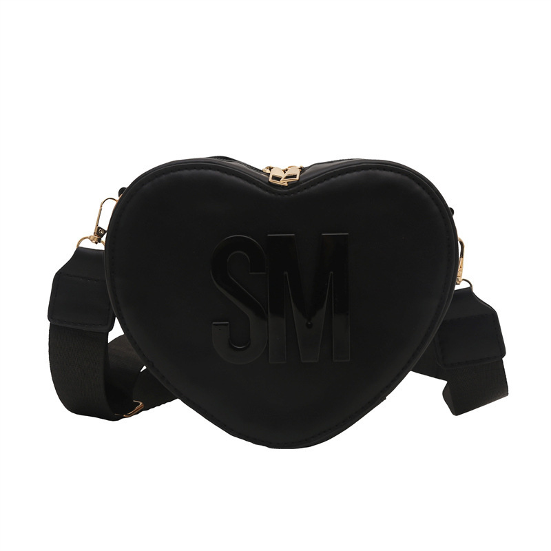 2025 Spring/summer New Fashionable Western Heart Shaped Simple Trendy New Free Delivery Designer Bag Shoulder Casual Sweet Personalized Luxury Bag Cro