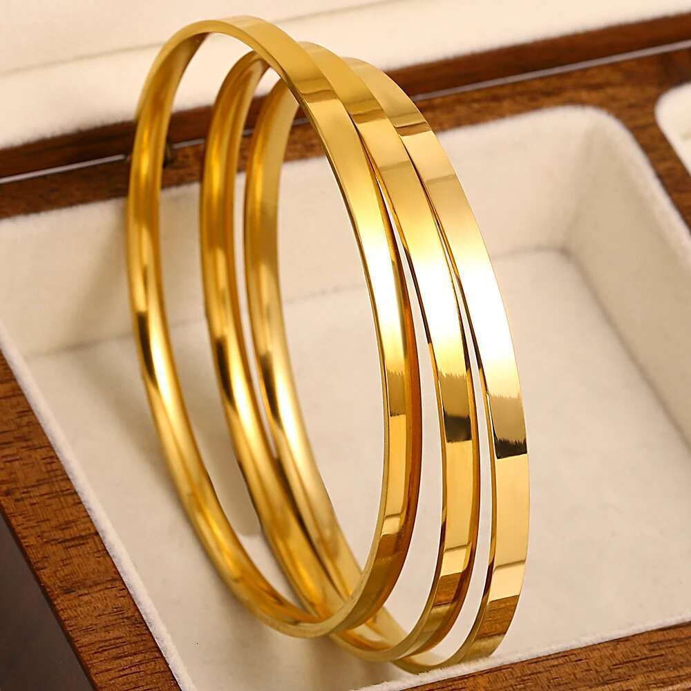 Greatera 3Pcs/Set 316L Stainless Steel Round Smooth Bracelets Bangles For Women Gold Plated Metal Waterproof Jewelry