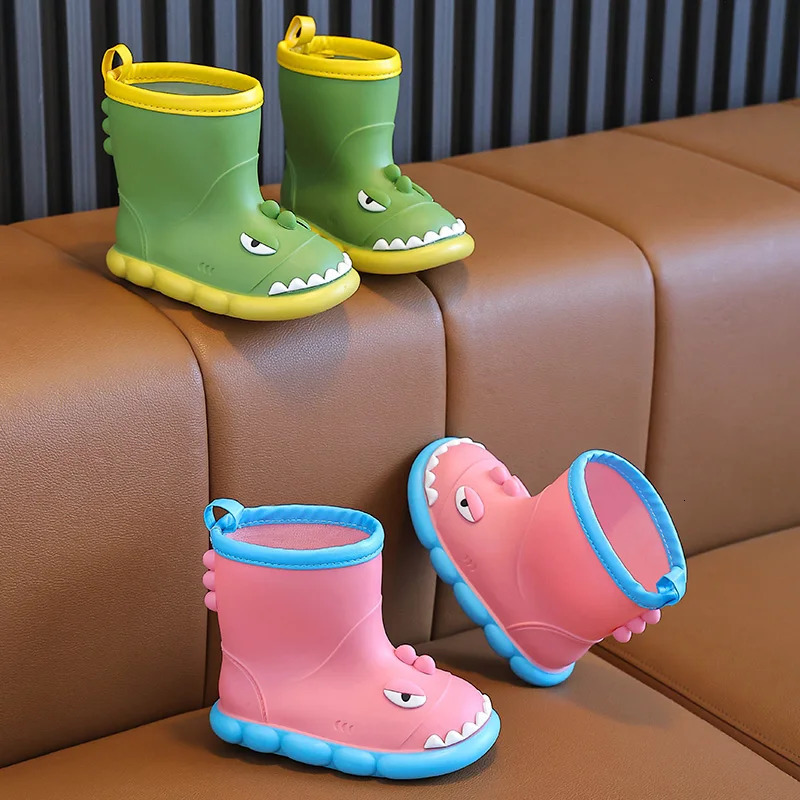 Dinosaur Childrens Rain Boots Boys And Girls Cute Anti-slip Wear-Resistant Rain Shoes Soft Soled Outdoor Waterproof Shoes 250515