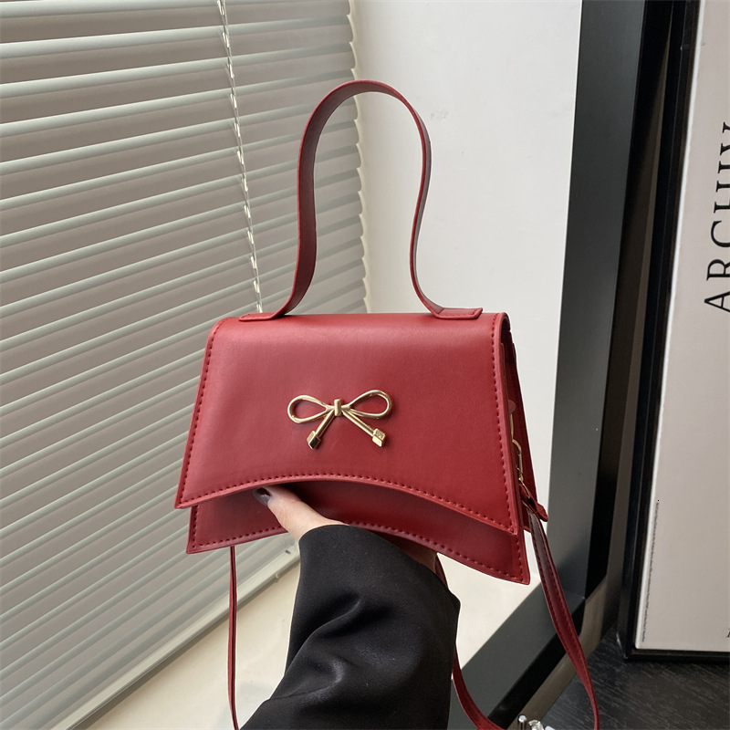 Free Delivery Designer Bag Bow Fashion 2025 Spring Casual Western Gentle Handheld Single Cross Shoulder Women's Small Square Bag Luxury Bag