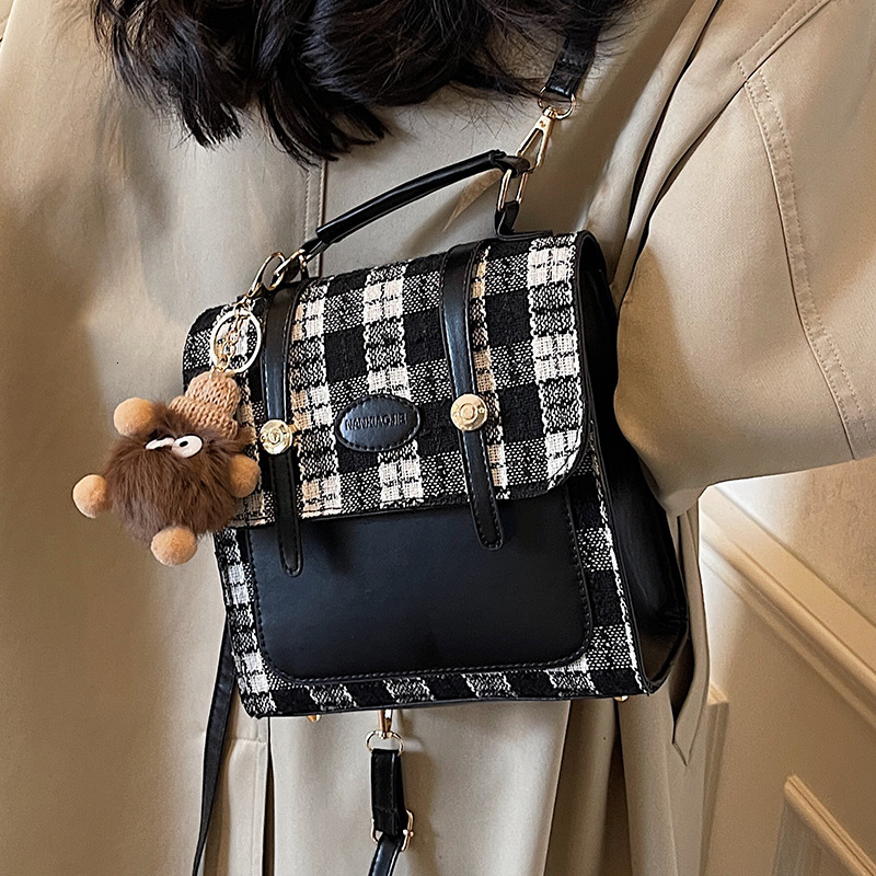Top high-end brand, high-quality, free delivery, new designer bag, women's backpack, fashionable crossbody bag, niche multi-functional single sho