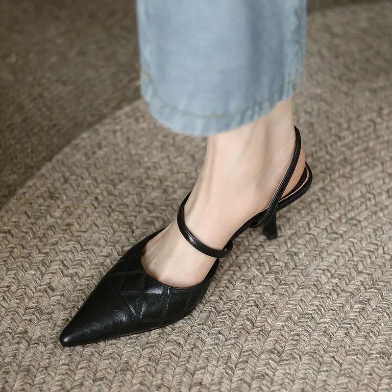 2025 Female Pointed Shoes Shallow Mouth Leisure Comfort Party Summer Fashion High Heels Sexy Thin Heel Sandals Zapatos Mujer