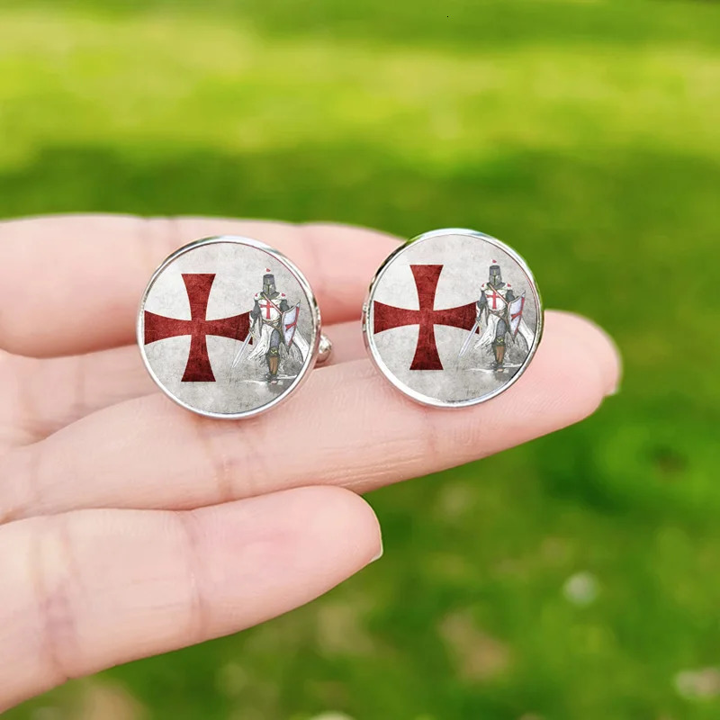 Retro Knights Templar Cufflinks High Quality Glass Dome Red Cross Masonic Pattern Exquisite Mens Cuff Links Buttons 250515
