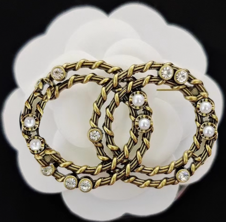Fashion Desinger Brooches Letter Brooch Letters Pin Women Crystal Rhinestone Pearl Pins Wedding Party Metal Jewerlry