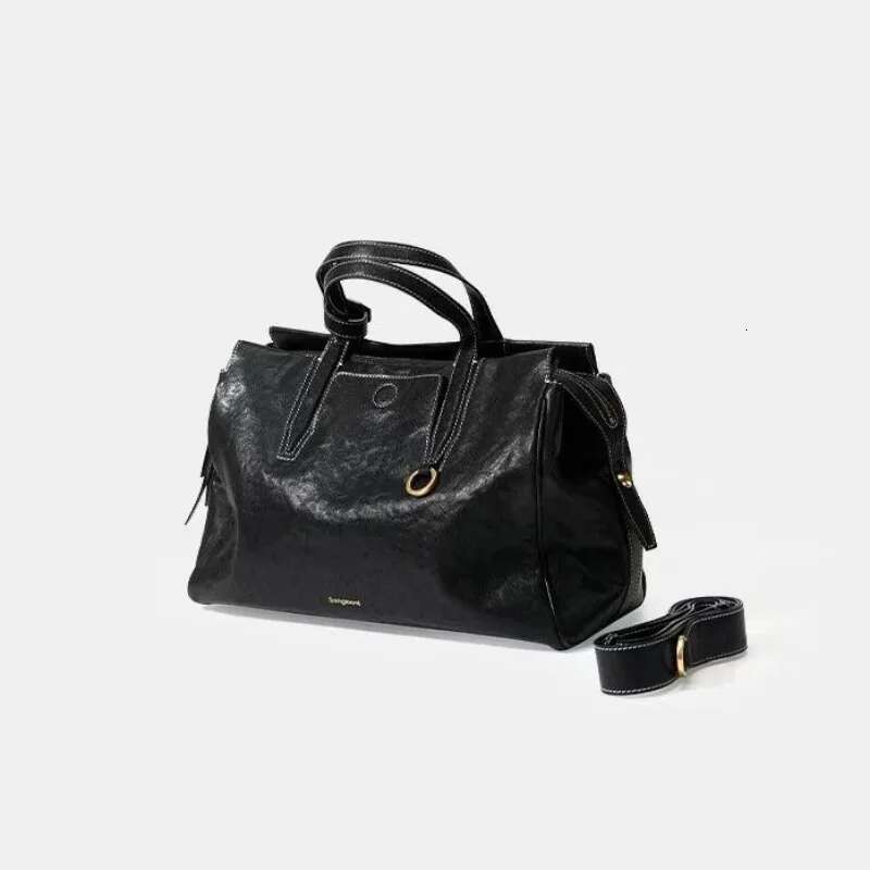 New Large Capacity Travel Shoulder Bag, Vegetable Tanned Cowhide Briefcase