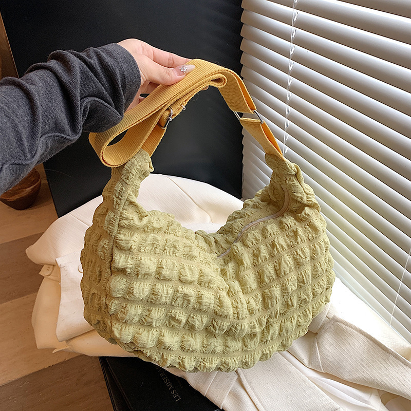 New Bean Soft Luxury Bag Texture Shoulder Women's Crossbody New Free Delivery Designer Bag Commuting Leisure Cloud Folded Tote Bag