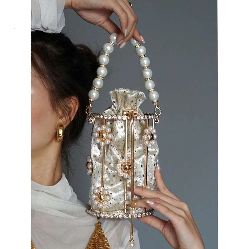 Hollow Out Pearl Bucket Evening Women Top Handle Dia Handmade Alloy Metallic Clutch Bag Ladies Shoulder Bags