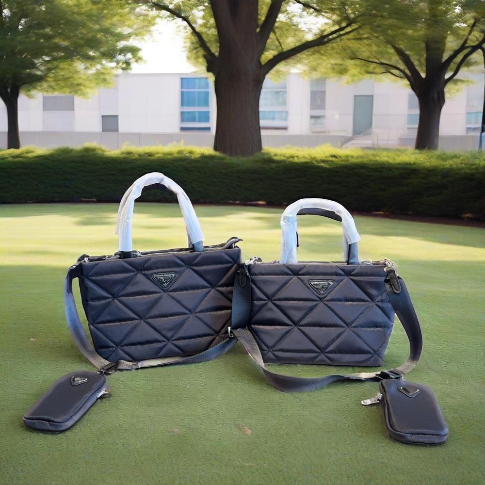 New temperament diamond shaped tote bag with one shoulder and diagonal cross, high-end commuting fashion versatile and sweet women's small square