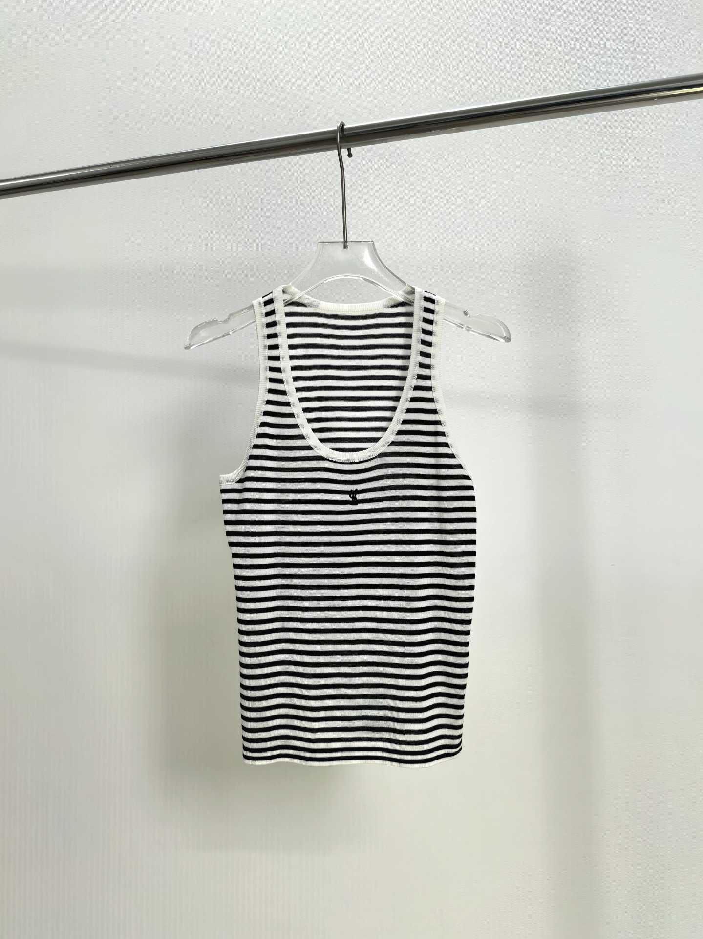 Women's Slim Fit Tank Tops Striped Sleeveless Embroidery Vests Sports Inner Wear Cotton Base Layer Shirt