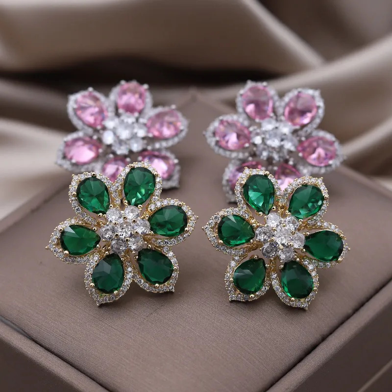 Korean Fashion Jewelry Full Zircon Large Flower Earrings Elegant Womens Wedding Party Accessories 250515