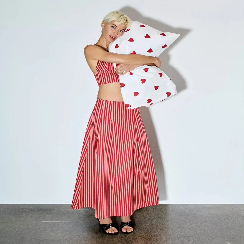 Sweet V Neck Sleeveless Backless Short Halter Top Long Pleated Skirt Women Vibrant Red Striped Suit Set ZATT Spring 250515
