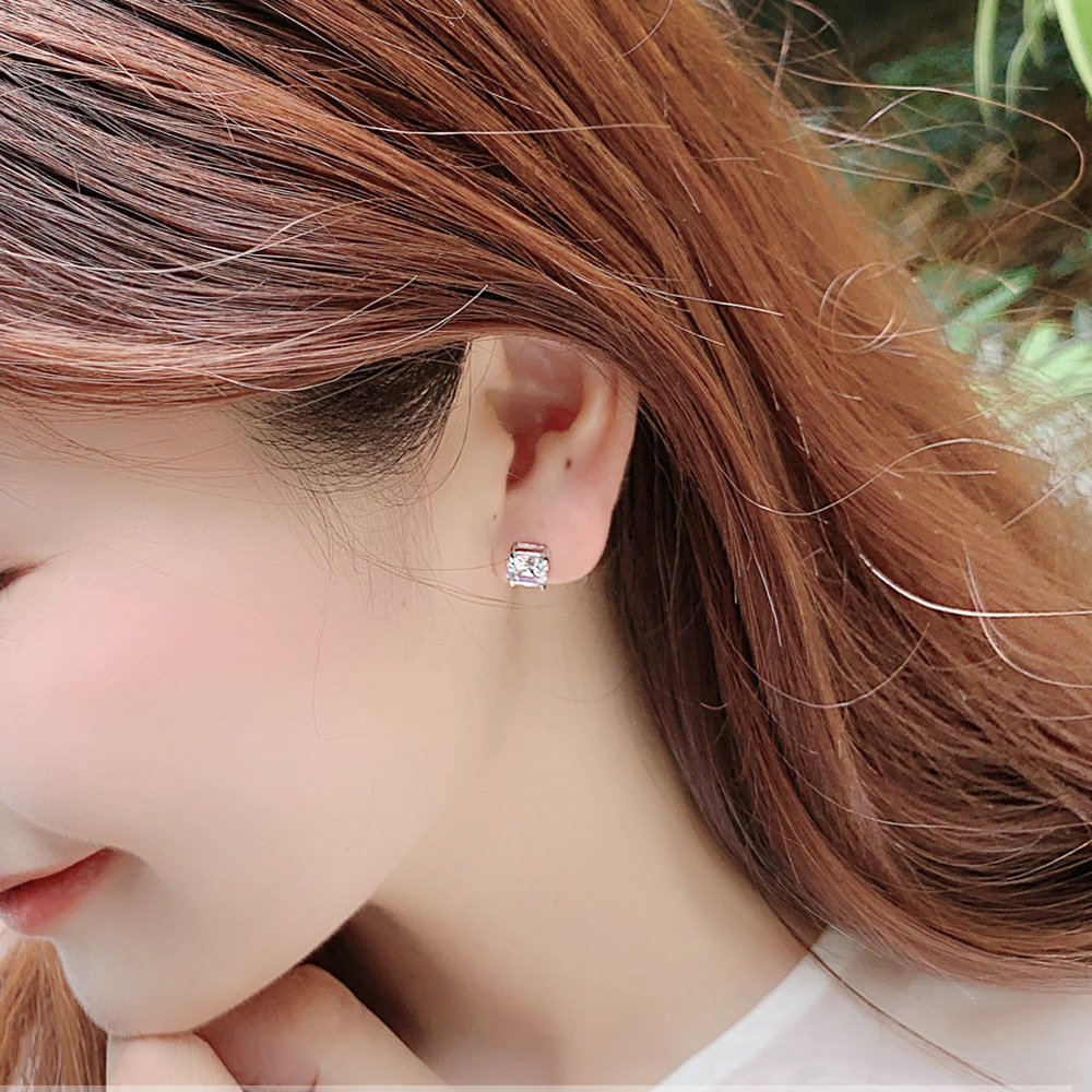 Choucong Ins Top Sell Stud Earrings Simple Fine Jewelry Real 100% 925 Sterling Silver Princess Cut White Lab Moissanite Diamond Party Women Wedding Br