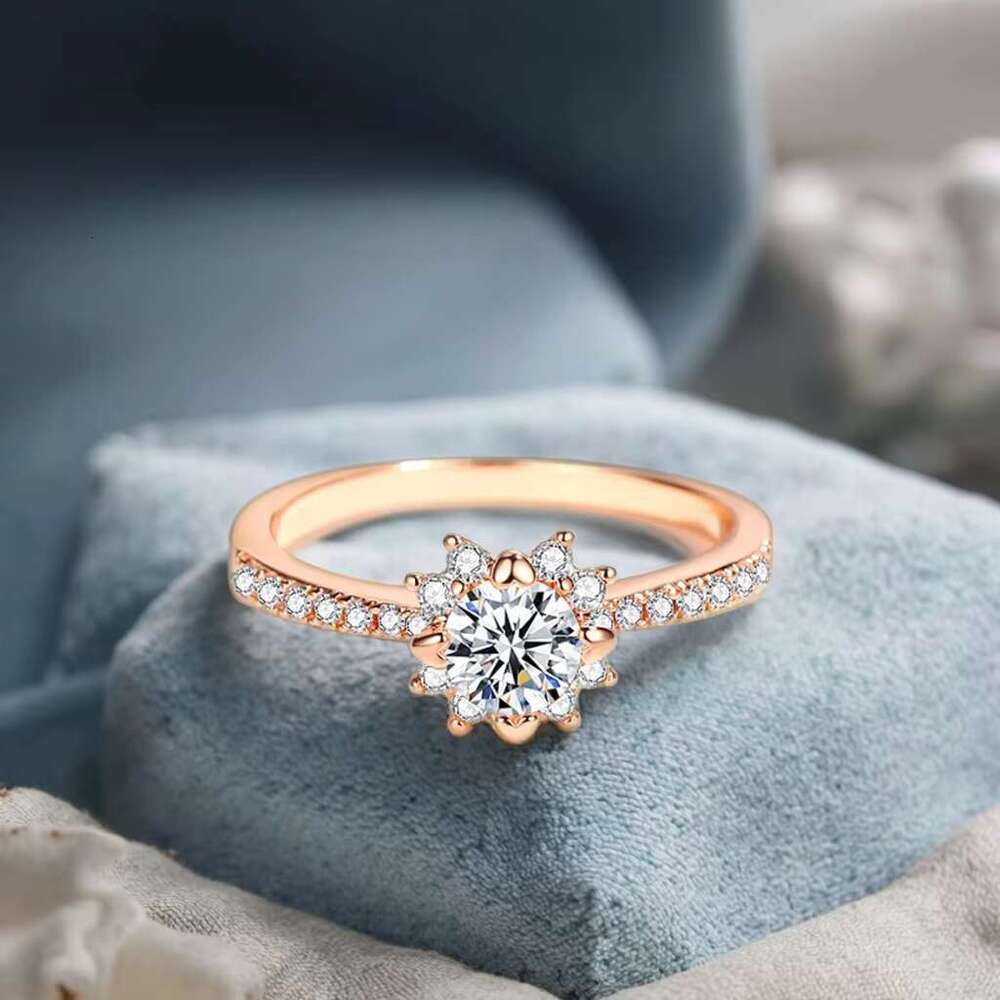 S pure silver women's sunflower pyroxene ring new classic champagne color fashion