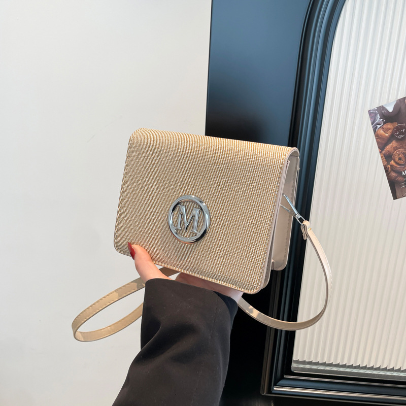Crossbody Luxury Bag 2025 New Free Delivery Designer Bag Personalized Female Westernstyle Fashion Niche Design Women's New Single Shoulder Small 