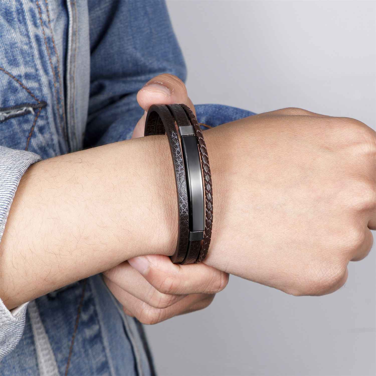 New Stylish European and American Fashion Men's Bracelet, Stainless Steel & Titanium Engraved Handcuff, Laser Etched Couples' Jewelry