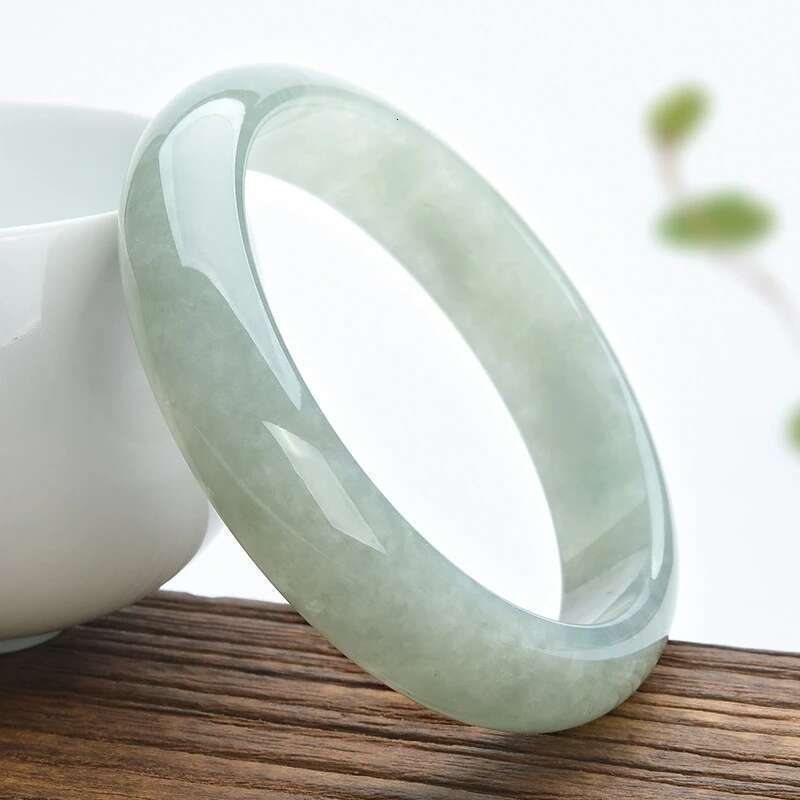 Bracelet Natural Material Ice Jade Bangle Women Jewelry Light Green Fashion Bangle Lucky Stone Crafts Gift For Mother