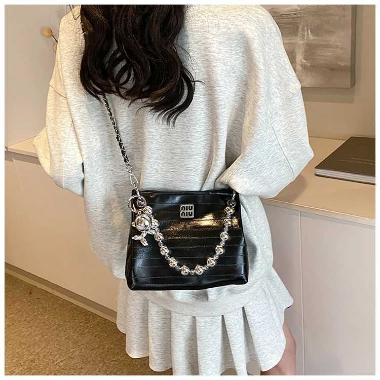 New 2025 Womens Bag Fashion Silver Handbags Metal Chains Shoulder Crossbody Bag Exquisite Bucket Bag Designer Luxury Brand BagXJ250515
