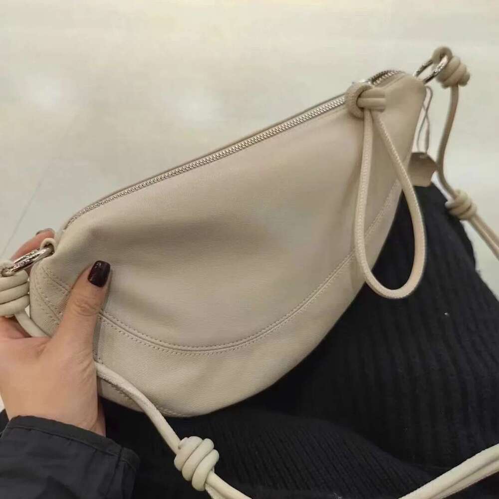 Top Layer Genuine Sheepskin Women's Crossbody New Spring Style Versatile Casual Soft Leather Small Bag Single Shoulder Sling