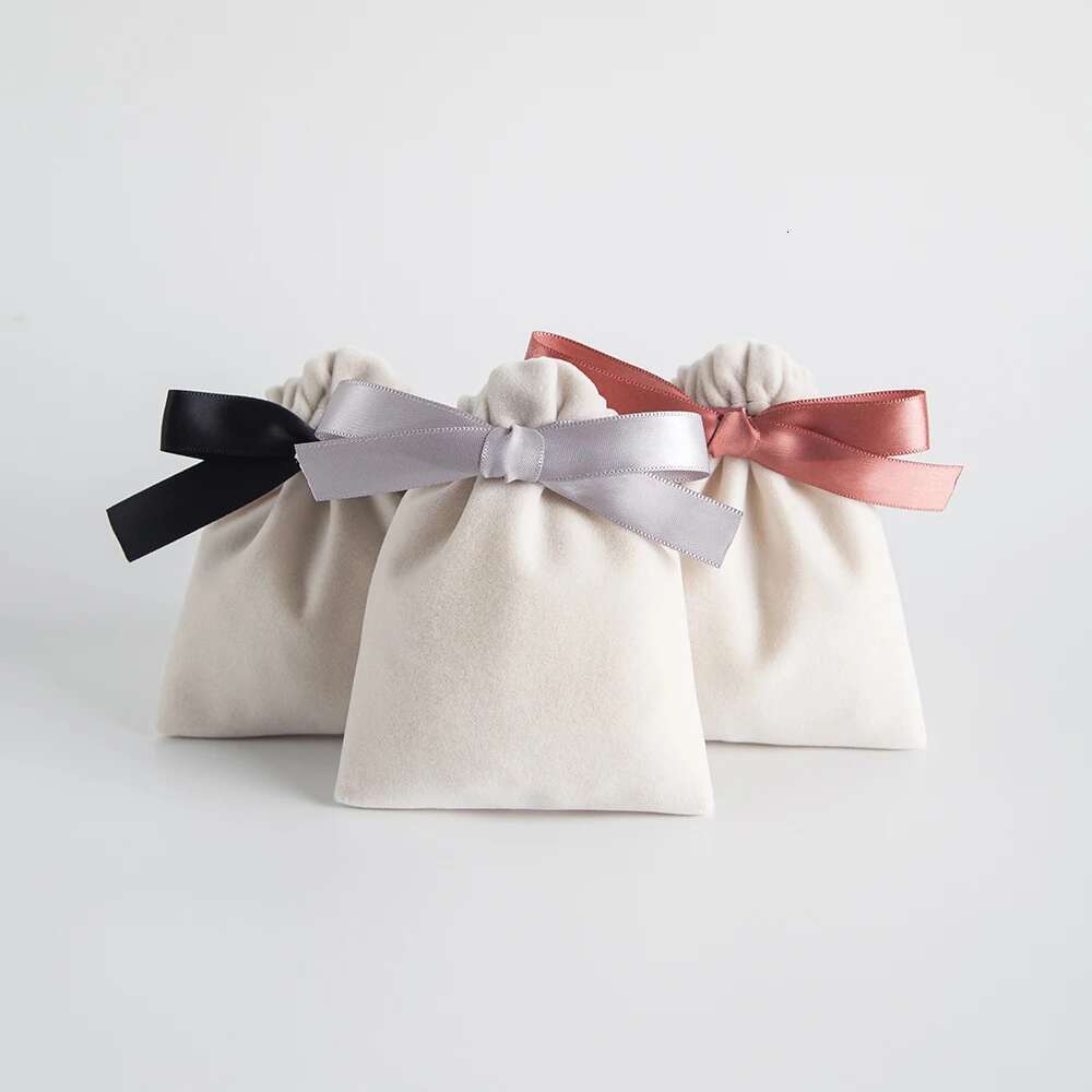 5Pcs/Lot Bulk Beige Veet Pouches Ribbon Jewelry Packing Display Storage For Wedding Candy Gift Travel Drawstring Dust Bags