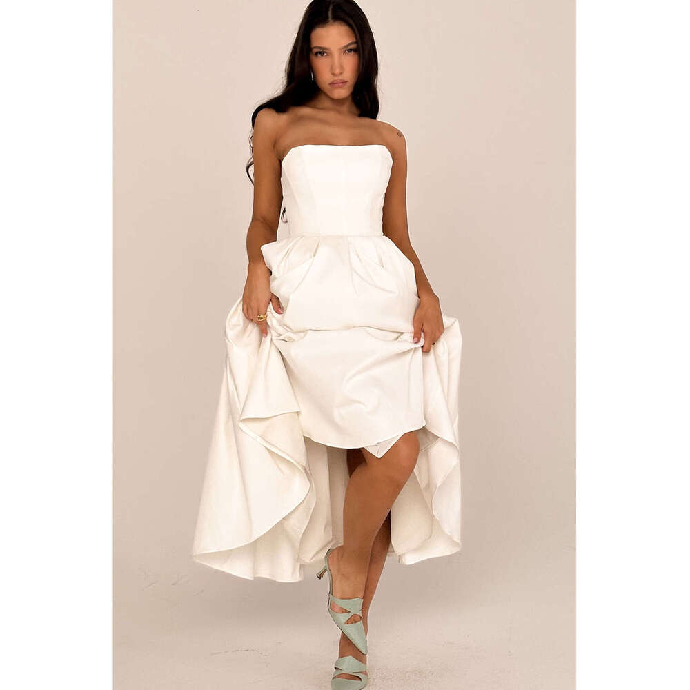 Sexy women's summer outfit, high-end fishbone strapless dress, pure desire style, spicy girl slim fit, backless mid length skirt