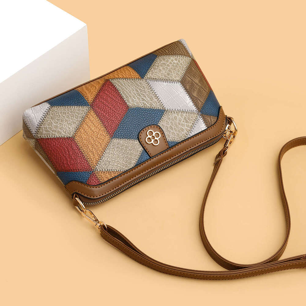 Design Bohemian crossbody niche ethnic design, women's single shoulder spliced color crossbody, change phone bag, 2025 new casual fashion trend