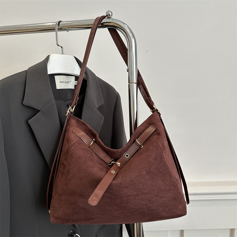 Free Delivery Designer Bag Korean High End Large Capacity Tote Autumn And Winter New Multifunctional Single Shoulder Diagonal Cross Commuting Backpack