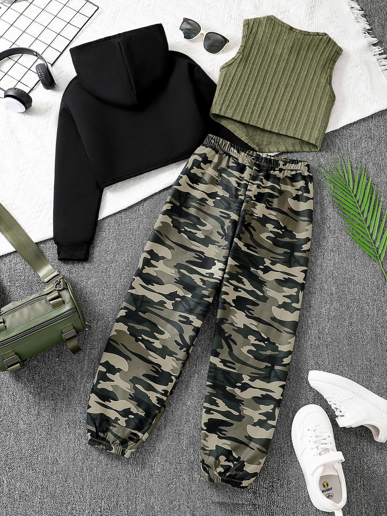 Childrens Spring and Autumn Girls Fashion 3-piece Short Sleeve HoodieKnitted Tank TopCamouflage Pants - Military Green 250515