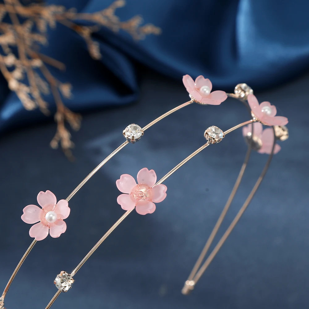 AWAYTR Double Layer Metal Hairband Flower Pearl Headband for Women Headwear Shiny Rhinestone Hair Band Hoop Hair Accessories 250509