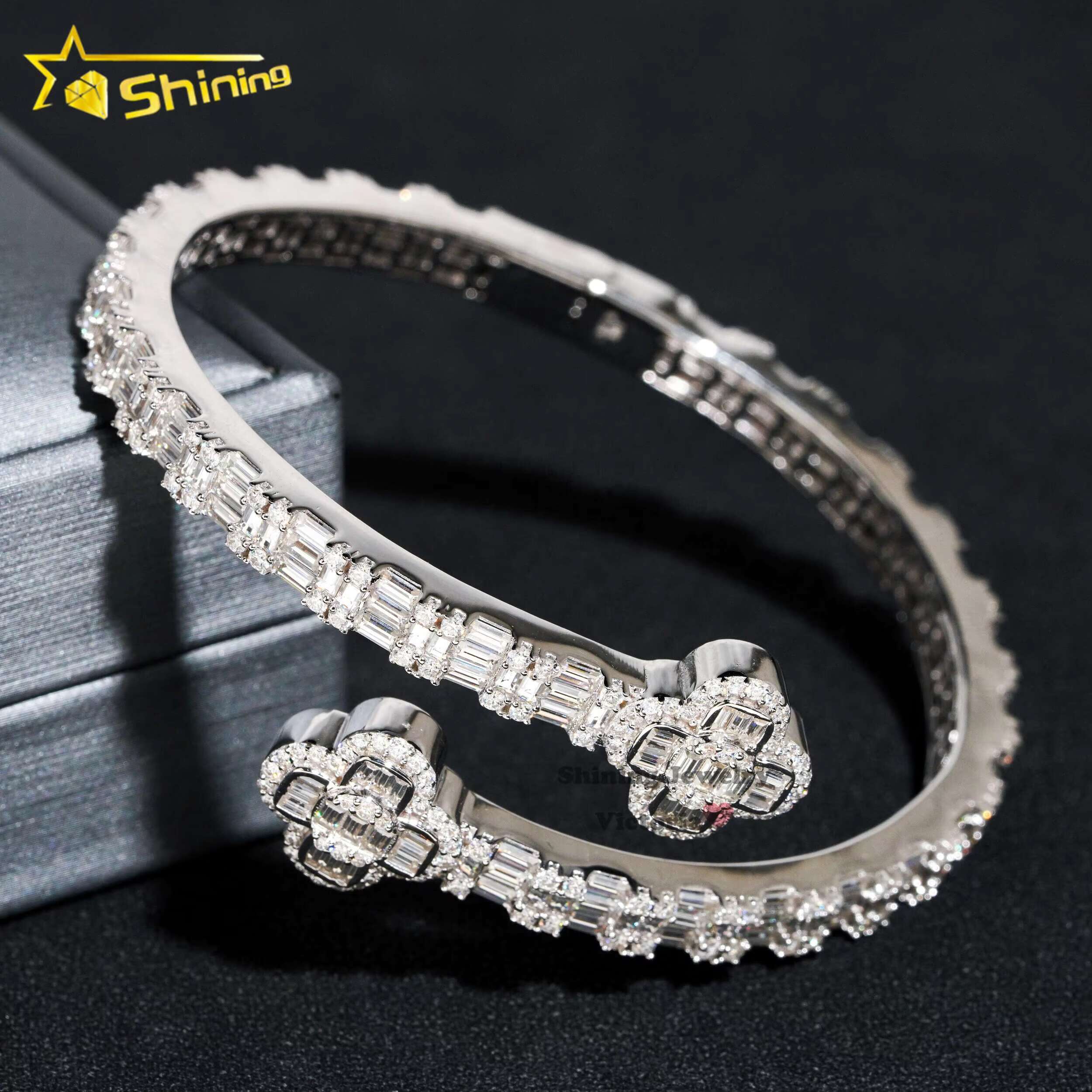 Pass Diamond Tester 14K Gold 925 Sterling Silver Baguette VVS Moissanite Iced Out Clover Cuff Bangle Bracelet for Men Women