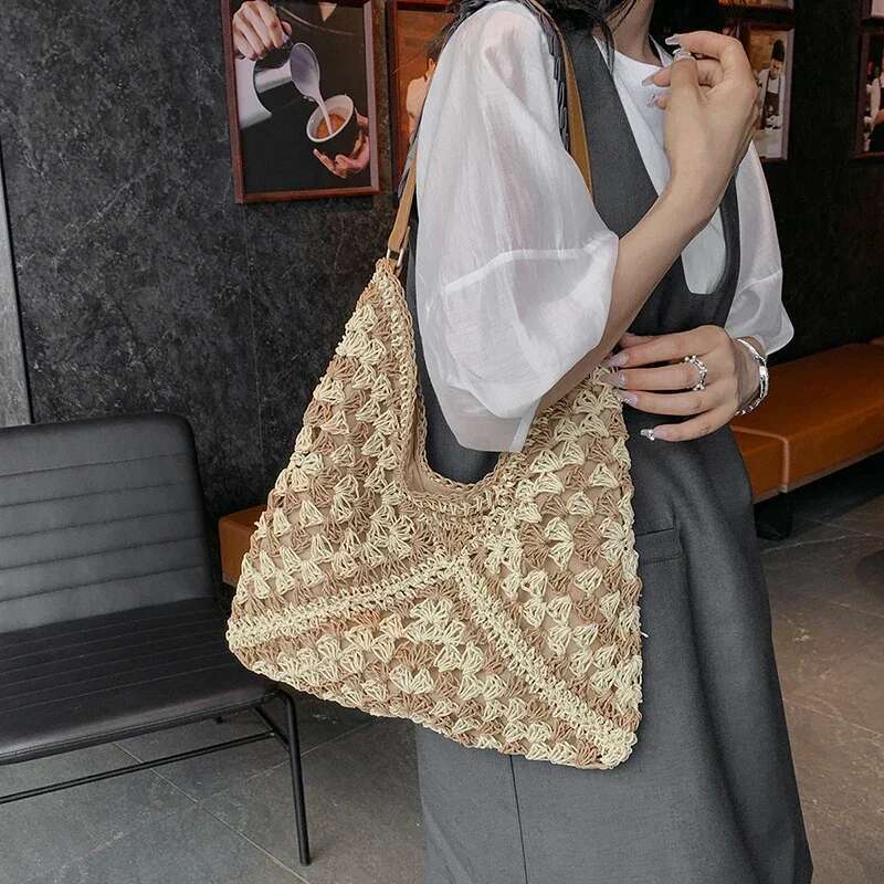 Women Summer Vintage Woven Handbag Jacquard Design Bohemian Seaside Holiday Traveling Straw Bags High-Capacity Shoulder Tote Bag