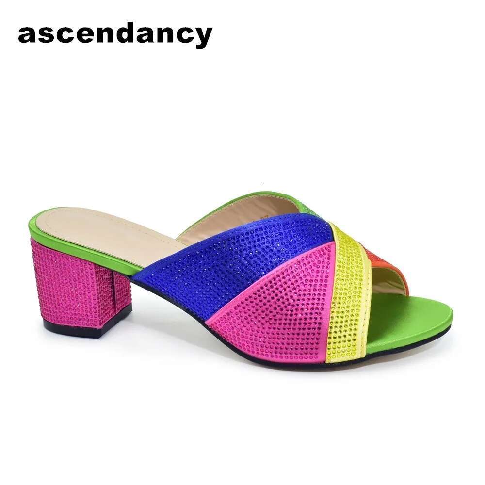 Latest Design Women Rhinestone Crystal Pumps Elegant Low Heels Slippers Sandals Party African Wedding Shoes Bride