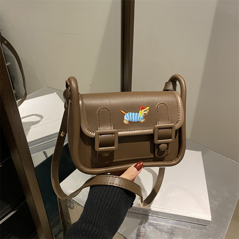 Free Delivery Designer Bag Winter Popular Sausage Dog Small For Women 2025 New Trendy And Versatile Crossbody Cambridge Mailman Luxury Bag