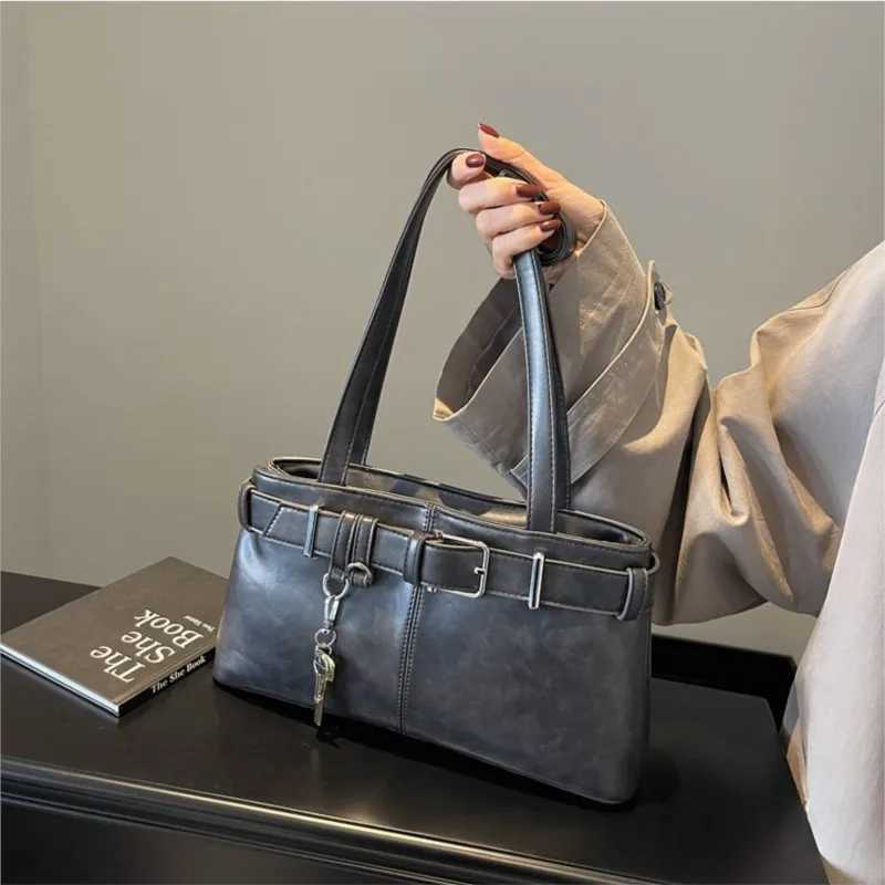 Belt Design PU Leather Shoder Bags Wen 2025 New Autumn Winter Korean Women Luxury Underarm Bag Fem Trend Handbags Z250516