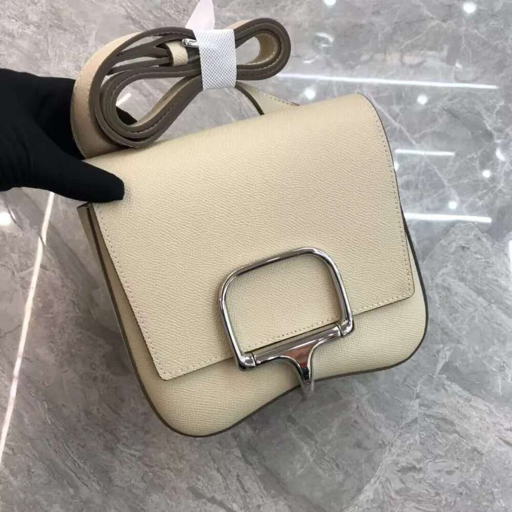 Vintage Style Genuine Leather Women's Shoulder Large Capacity Versatile Crossbody Unique Hip Fashionable Saddle Bag