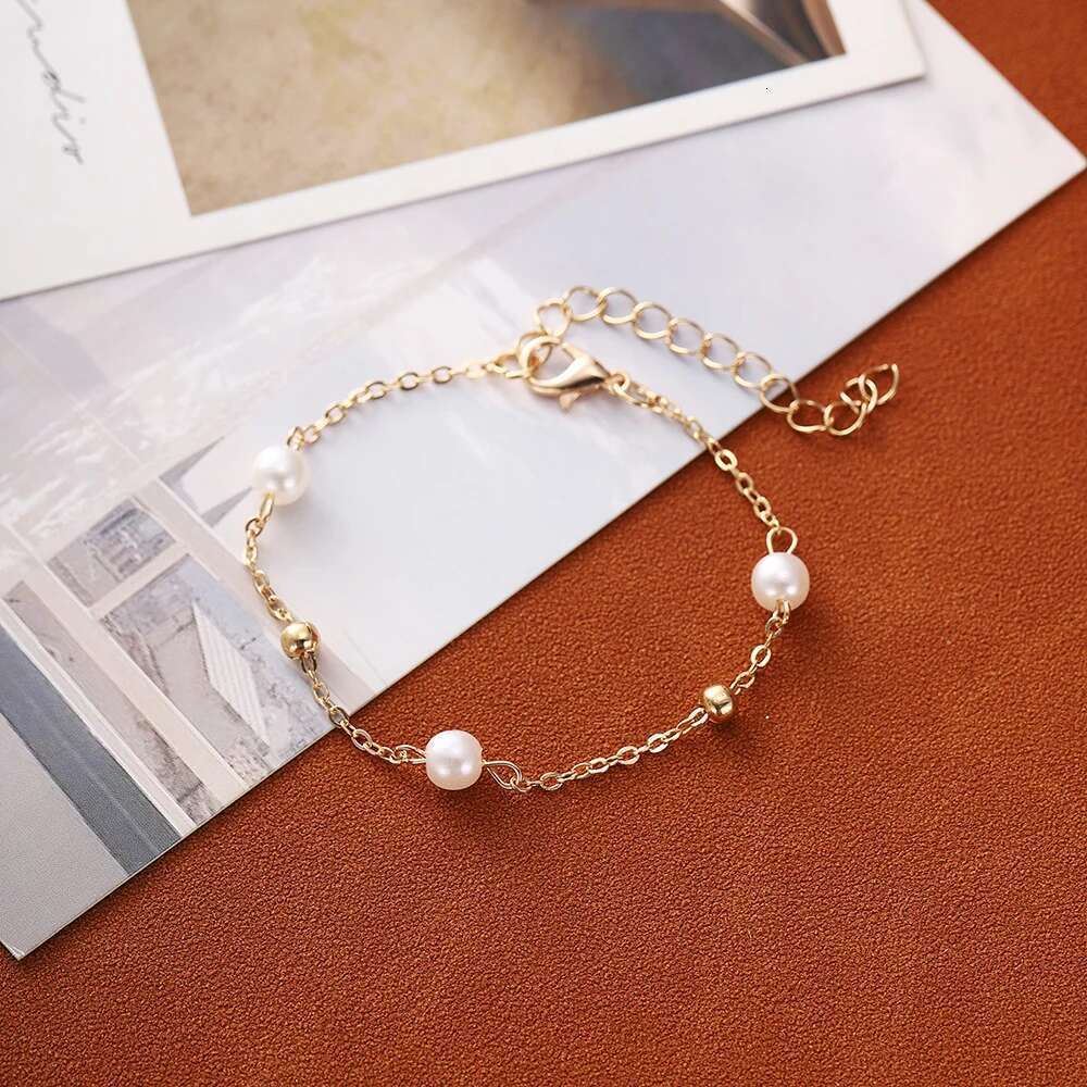 5Pcs/Set Women's Personalized, Simple, Gorgeous Faux Pearl Bracelets And Necklaces, Elegant Beaded Earrings Chic Jewelry Set For