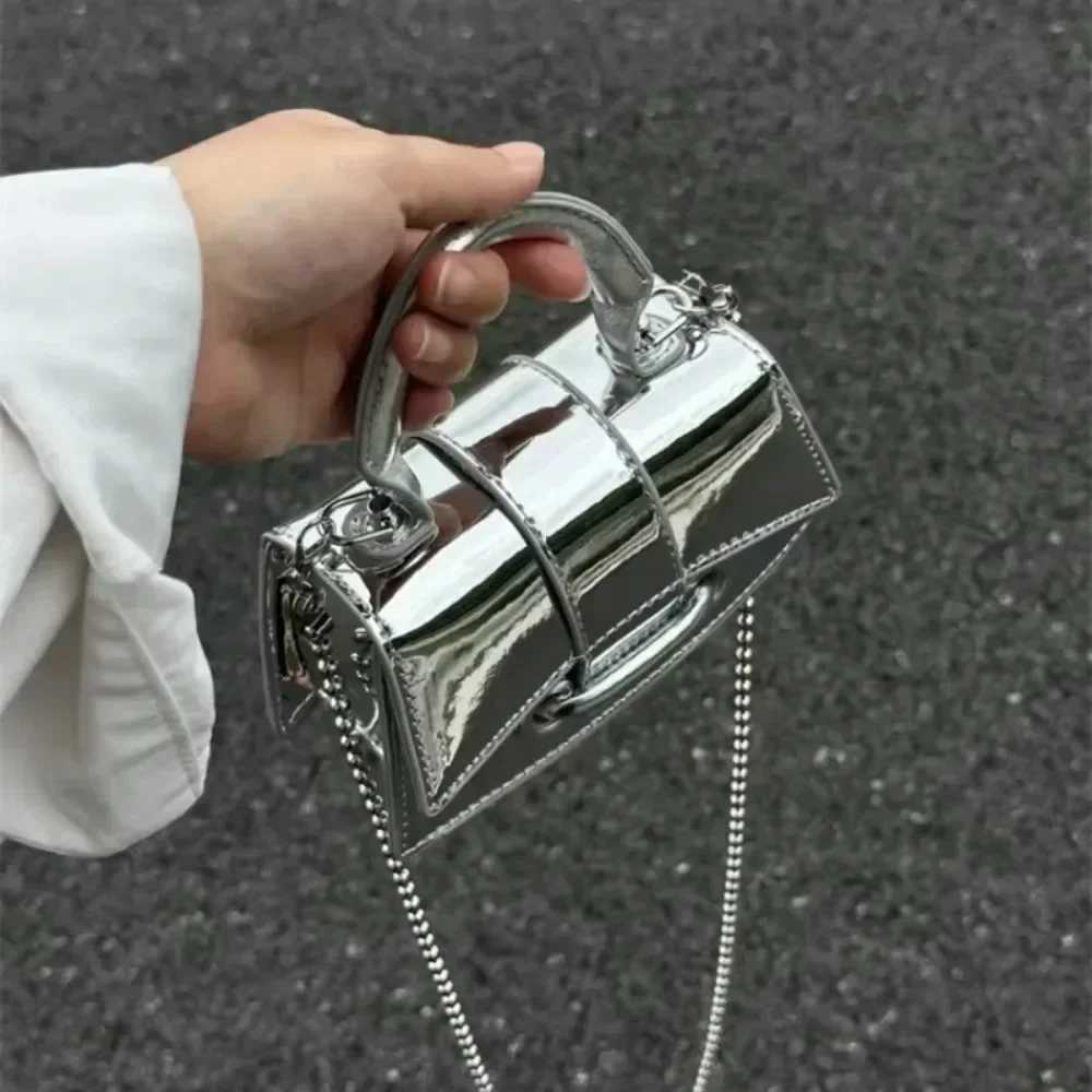 Womens Bag Silver Chic Crossbody Bag Luxury Designer Small Shoulder Bag Fashion Gold Mini Coin Purse Handbag for WomanXJ250515