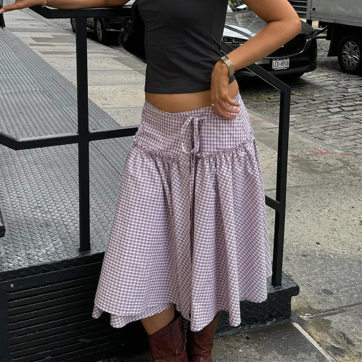 Gaono Women Low Rise Plaid Midi Skirt Lace Up Ruffle Hem A Line Skirt Vintage Tie Up Gingham Tiered Skirt Going Out Streetwear 250514