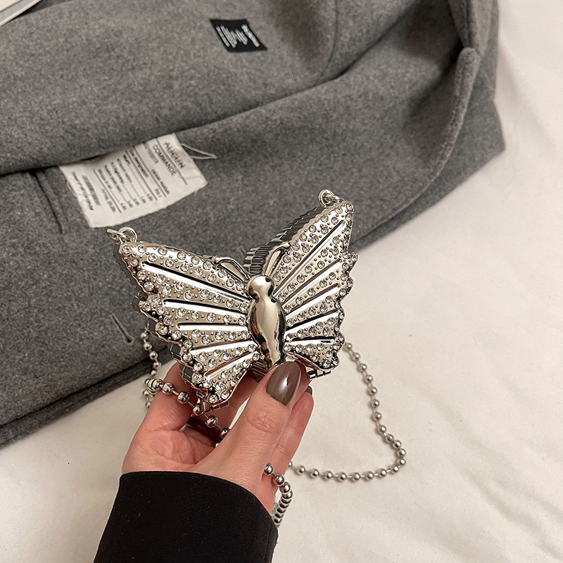 Free Delivery Designer Bag Fashion Niche Butterfly Socialite Dinner For Women 2025 New Simple Diamond Chain Shoulder Mini Mouth Red Envelope Luxury Ba