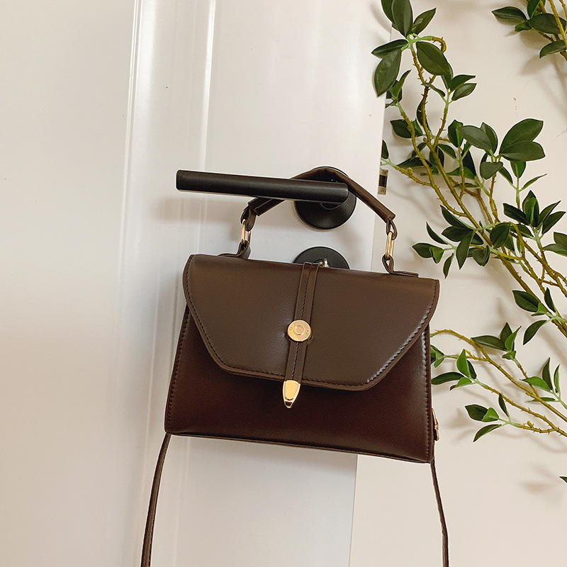 Fashionable Simple Temperament In Spring And New Free Delivery Designer Luxury Bag Bag Summer 2025 Versatile Instagram Crossbody Bag Small Square Bag 