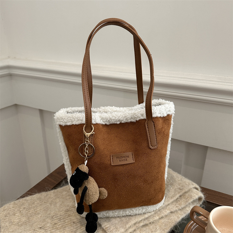 Free Delivery Designer Bag Suede Small Women 2025 New Fashionable Fur Tote For Autumn Winter Work And Commuting Luxury Bag