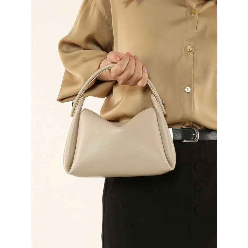 Summer Niche Design Soft Cigarette Box Handbag Commuting Crossbody Bag For Women