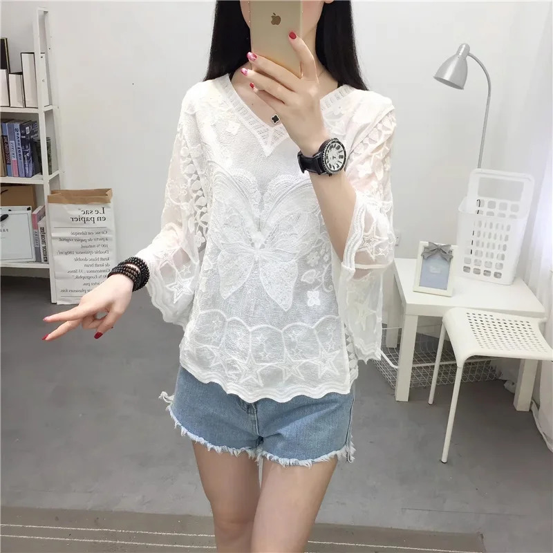 Spring Summer Fashion White Vneck Baty Sleeve Womens Blouse Casual Loose Pullover Sweet ed Lace Lady Tops MS16 250515